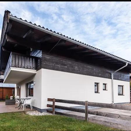 Apartment Alpenchalets - Zse202 By Interhome